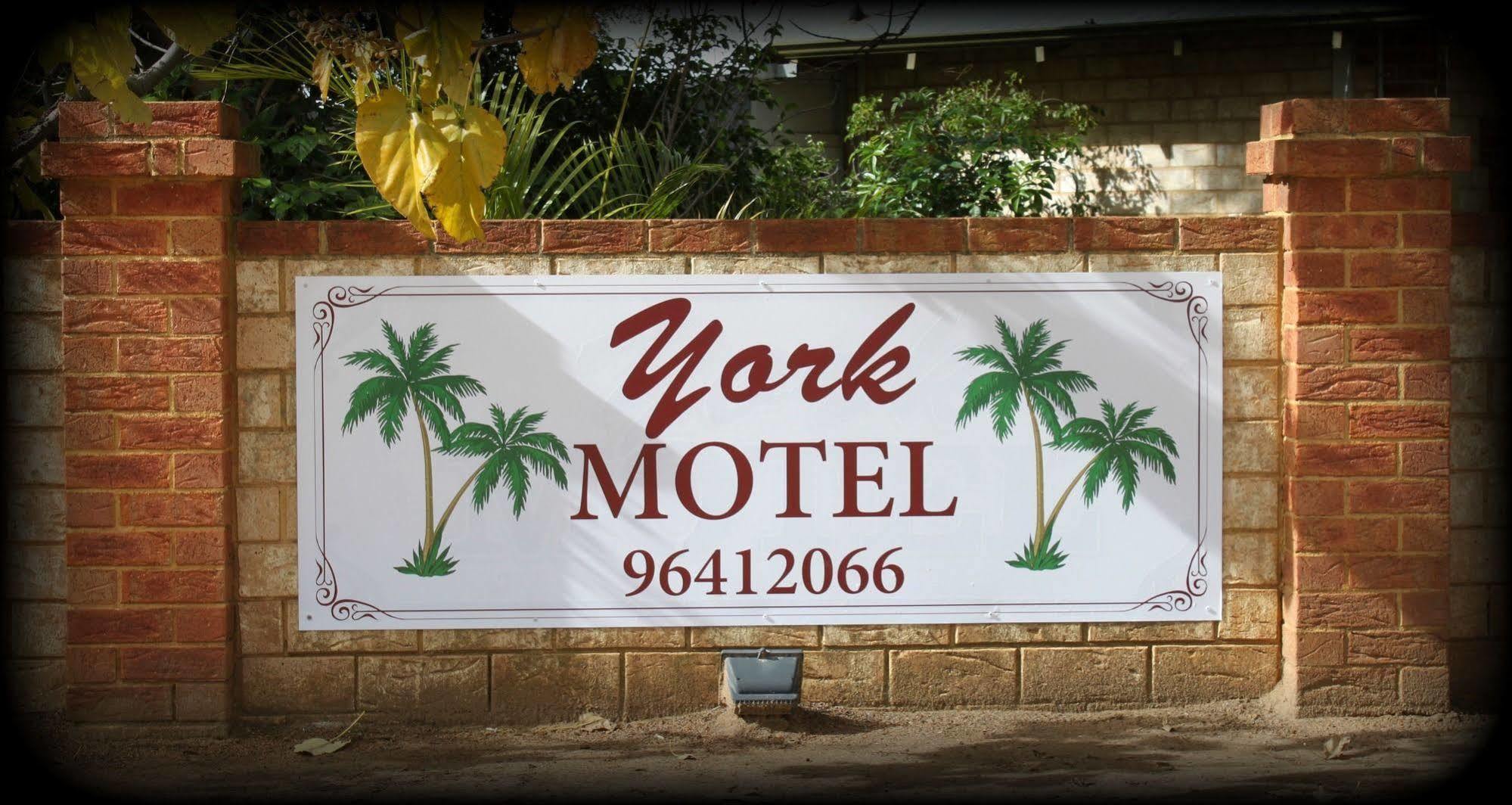 York'S Boutique Motel Dış mekan fotoğraf